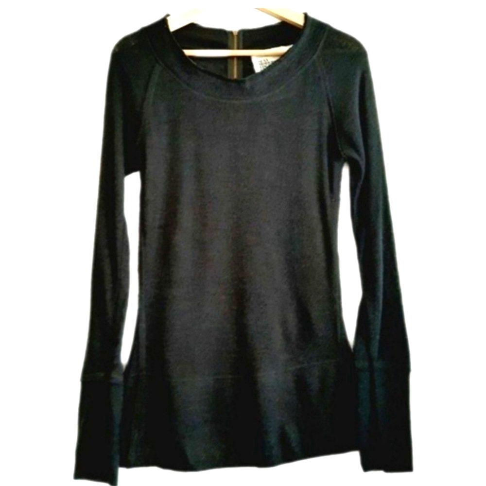Urban Behavior Black Long Sleeve Top